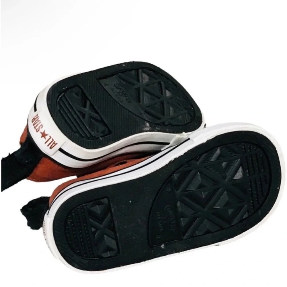 Converse Low Top All Star Chuck Taylor Dog Infant Toddler Slip On Shoes Size 4